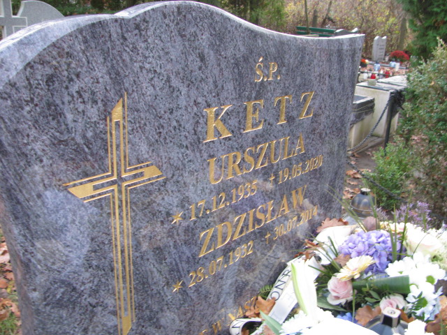 Urszula Ketz 1935 Dobra - Grobonet - Wyszukiwarka osób pochowanych